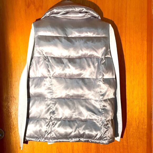 Charter Club Silver Puffer Vest. 1X - Picture 5 of 5